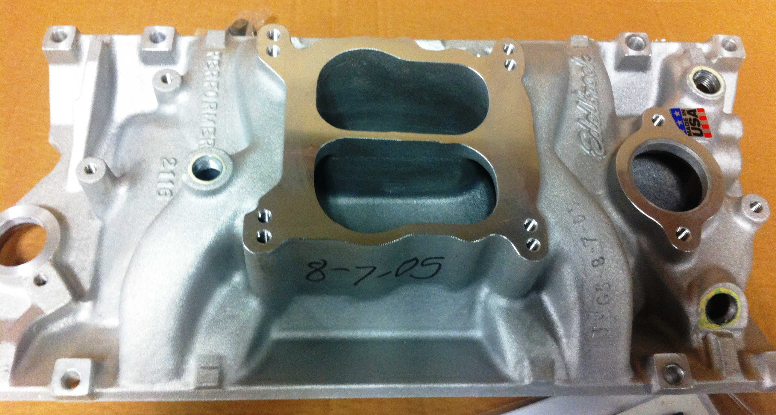 Edelbrock 2116 Performer Intake For SBC W/Vortec Heads eBay